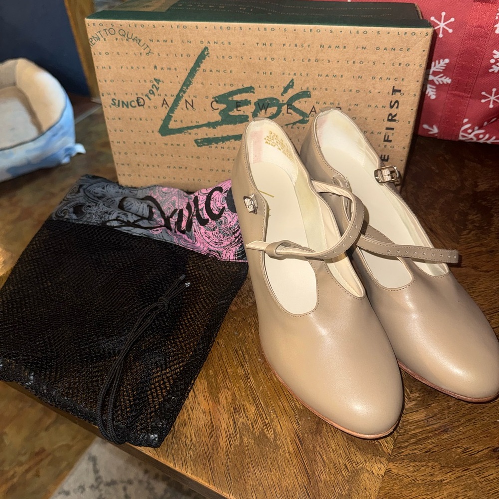 Women's Tan Mary Jane Dance T-Strap Shoes